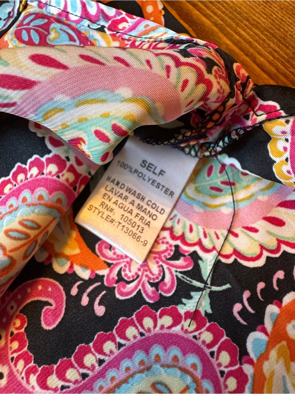 Scarves & Wraps - Picture 3 of 11